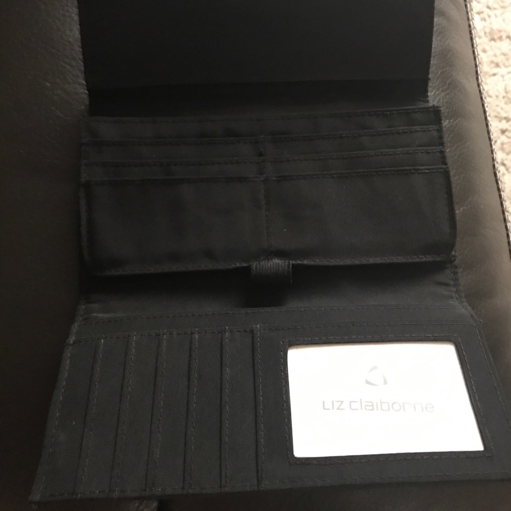 Liz Claborne Wallet